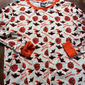 Halloween women’s pajama set